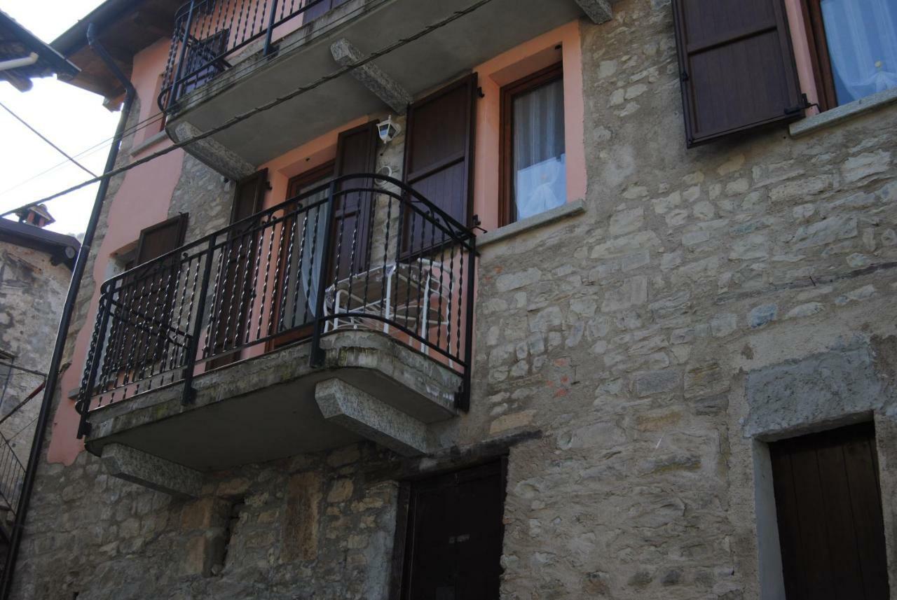 Casa Da Greta Διαμέρισμα Lezzeno Εξωτερικό φωτογραφία